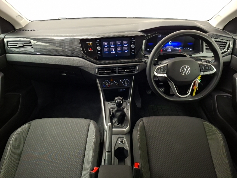 Volkswagen Polo 1.0 Tsi Match Black #3