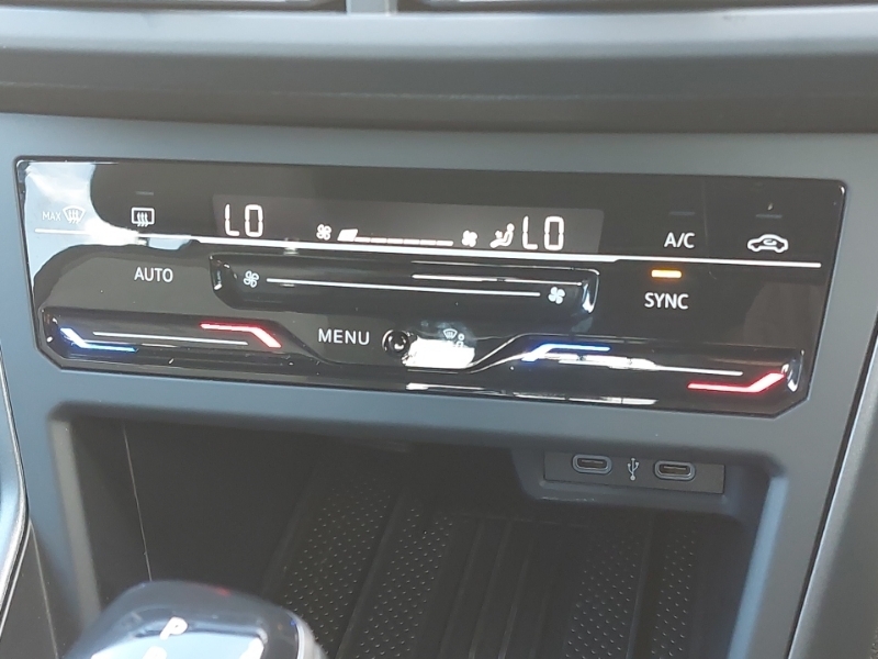 Volkswagen Polo Match Black #15