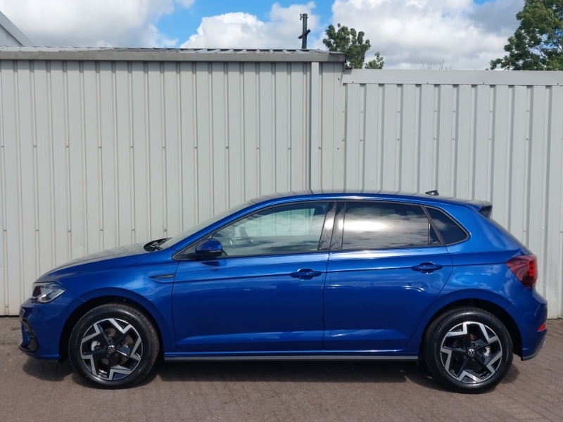 Volkswagen Polo Match Black #4