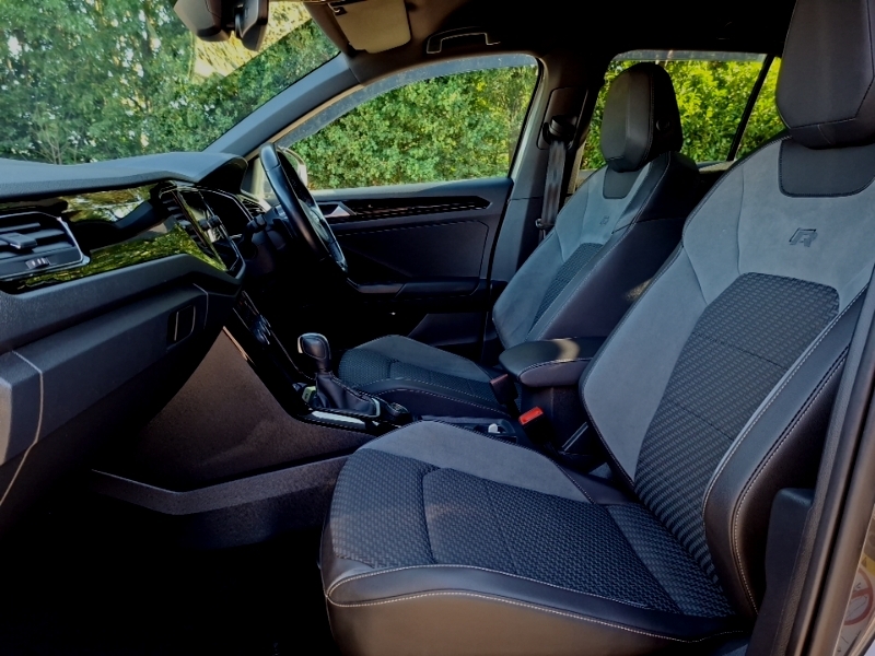 Volkswagen T-Roc 2.0 Tsi 4Motion R Dsg Grey #5