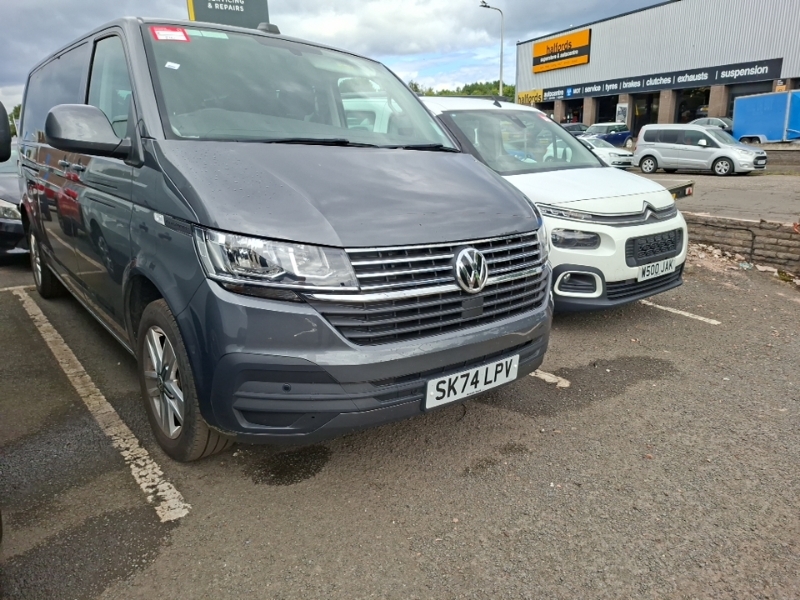 Volkswagen Transporter Shuttle 2.0 Tdi 150Ps Se Minibus Grey