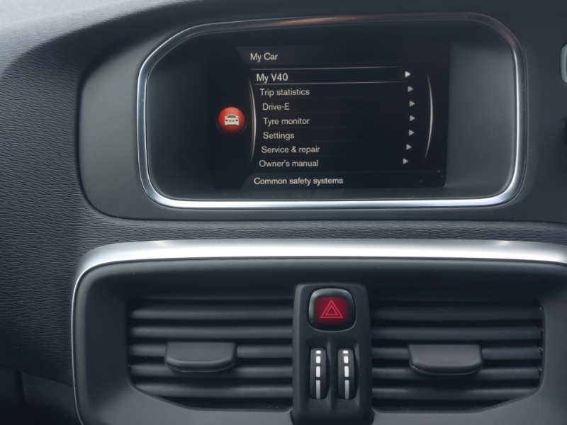 Volvo V40 T2 Momentum Nav Plus Rear Camera, Cruis Blue #16