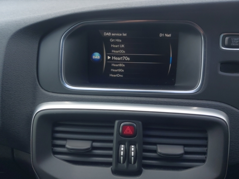 Volvo V40 T2 Momentum Nav Plus Rear Camera, Cruis Blue #11