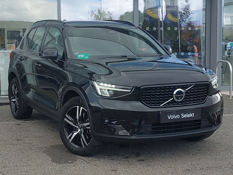 Volvo XC40 2.0 B4p Plus Dark Black