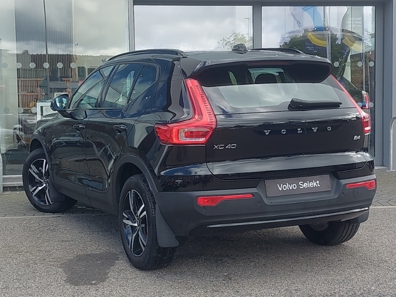 Volvo XC40 2.0 B4p Plus Dark Black #2