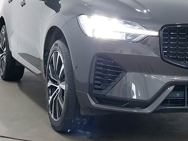 Volvo XC60 2.0 B4d Plus Dark Awd Geartronic Silver #19