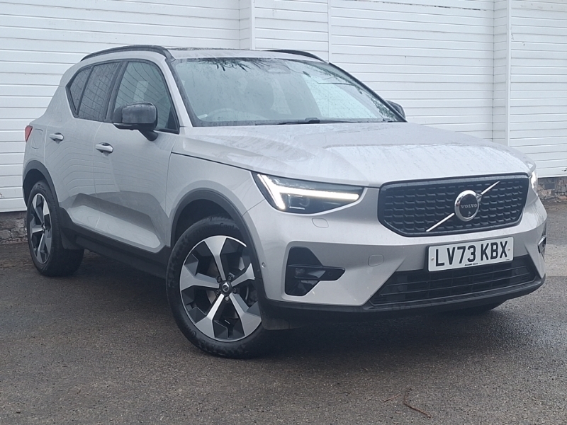 Volvo XC40 2.0 B4p Ultimate Dark Silver