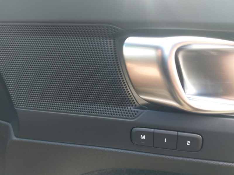 Volvo XC40 B4 P Black Edition Ultra Black #13