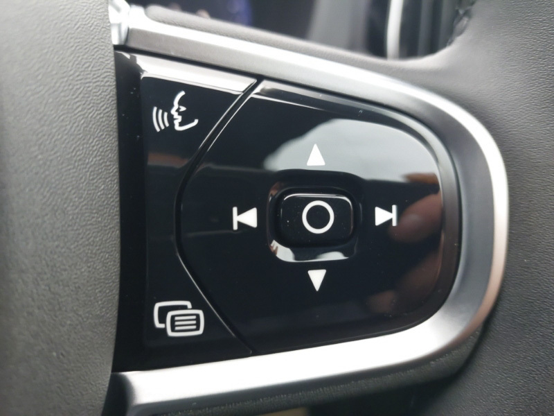 Volvo XC60 Ultra Black Edition Black #12