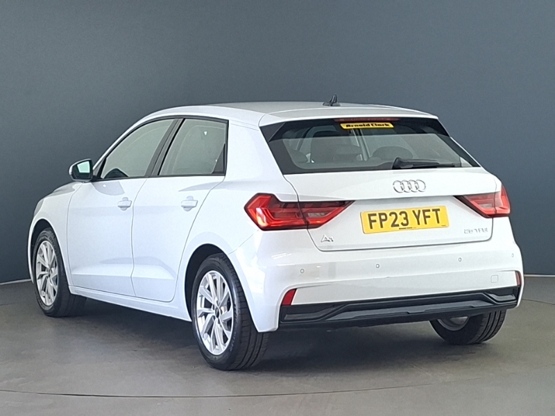 Audi A1 25 Tfsi Sport White #2
