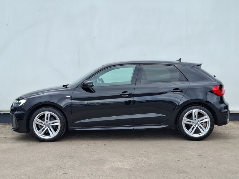Audi A1 35 Tfsi S Line S Tronic Black #4