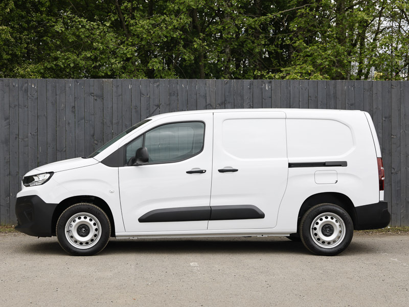 Citroen Berlingo 1.5 D 100Ps Crew Van Enterprise White #4