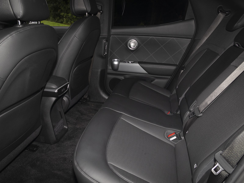 Genesis GV60 168Kw Pure 84Kwh Comfortinnovation White #6