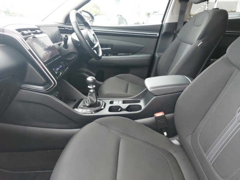 Hyundai Tucson 1.6 Tgdi Premium 2Wd SK71VWU Black #5