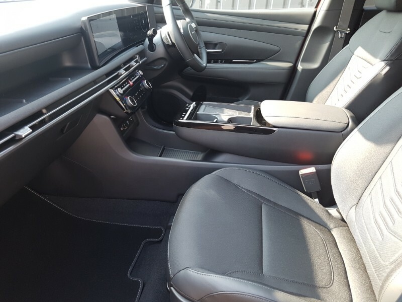 Hyundai Tucson 1.6T 239 Hybrid Black Line Red #5