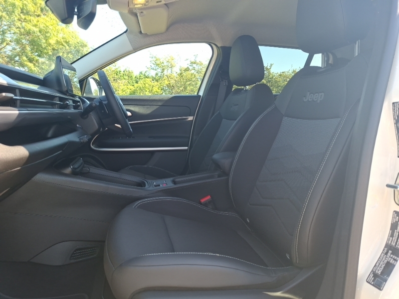 Jeep Avenger 1.2 E-hybrid Summit Dct Silver #5