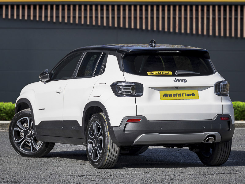 Jeep Avenger 1.2 E-hybrid Altitude Dct Black #2