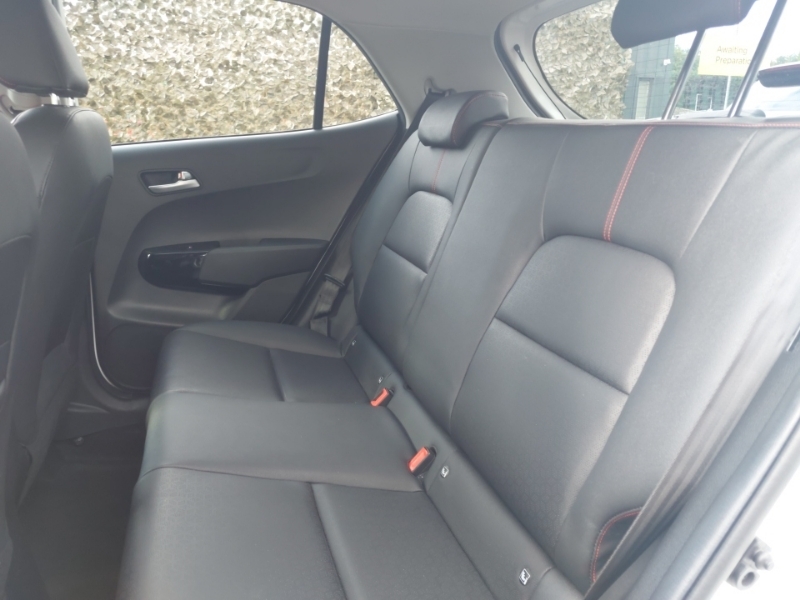 Kia Picanto 1.0T Gdi Gt-line S 4 Seats White #6
