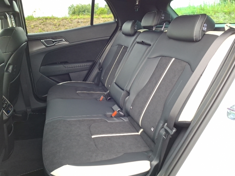 Kia Sportage 1.6T Gdi Hev Gt-line White #6