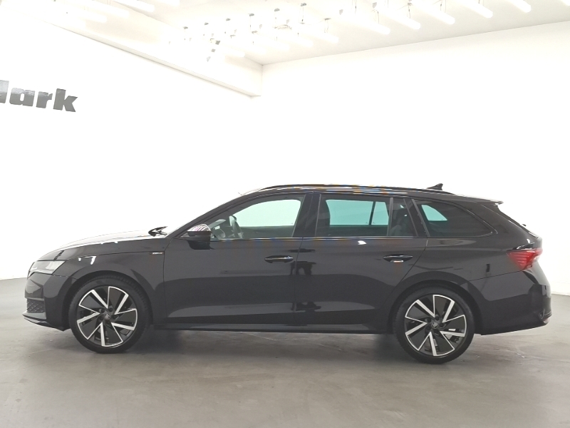 Skoda Octavia 2.0 Tdi 150 Sportline Dsg Black #4