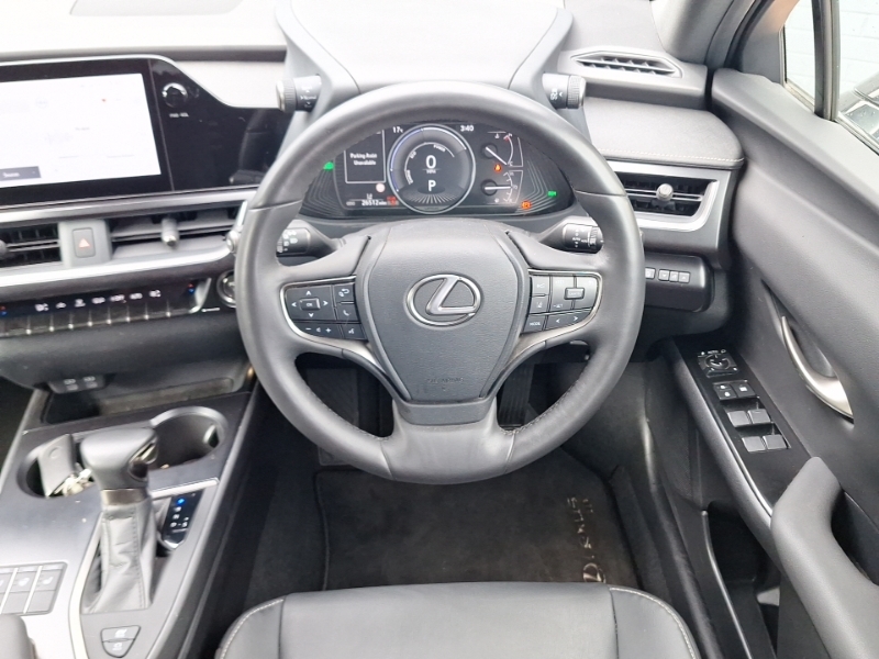 Lexus UX 300E 54.3Kwh Suv 204 Ps White #8