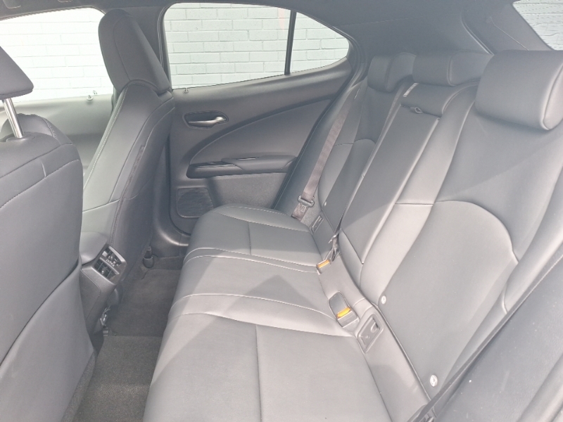 Lexus UX 250H 2.0 F-sport Design Cvt White #6