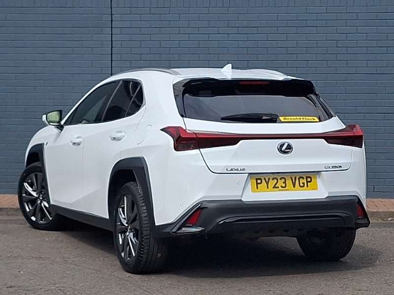 Lexus UX 250H 2.0 F-sport Design Cvt White #2