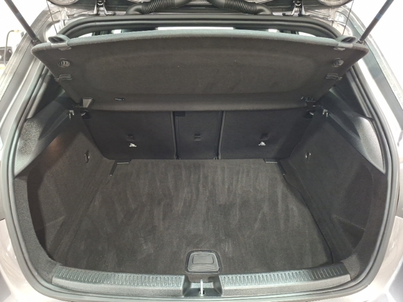 Mercedes-Benz A Class 1.3 A 180 Se 135 Bhp White #18