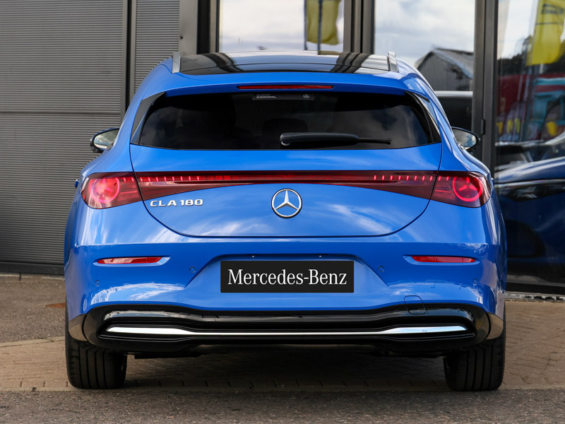 Mercedes-Benz CLA Class 250E Amg Line Premium Tip 2026 Black #14