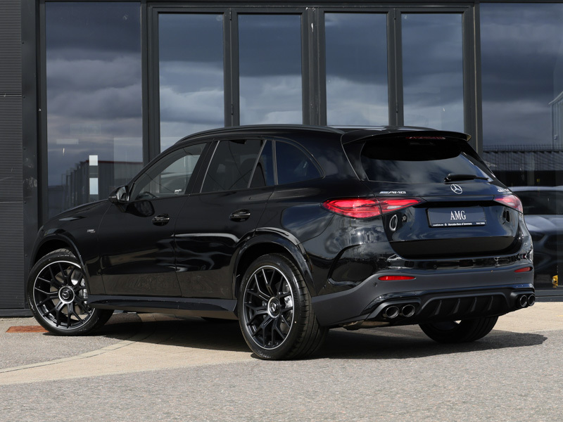 Mercedes-Benz GLC Class 53 4Matic Amg Premium Plus 9G-tronic Black #2