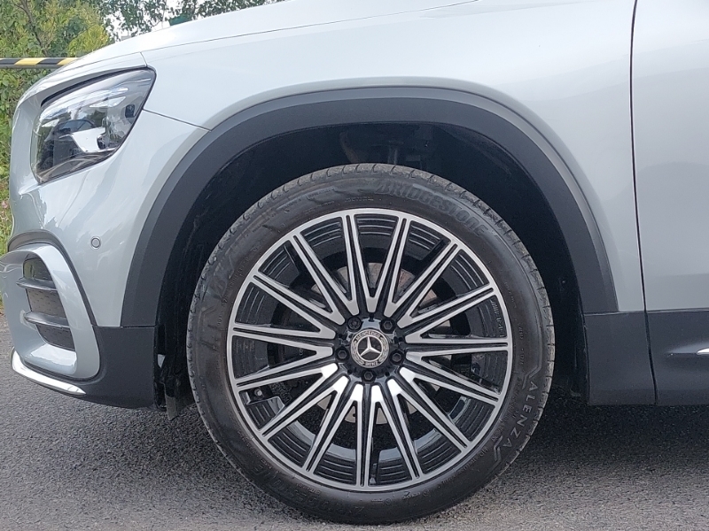 Mercedes-Benz GLB Class Glb 200 Amg Line Executive 7G-tronic White #19
