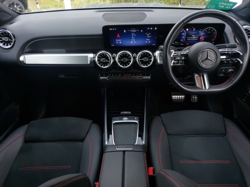 Mercedes-Benz GLB Class Glb 200 Amg Line Premium Plus 7G-tronic Silver #3