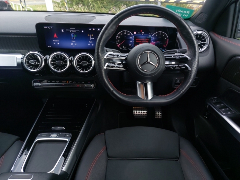 Mercedes-Benz GLB Class Glb 200 Amg Line Executive 7G-tronic White #8