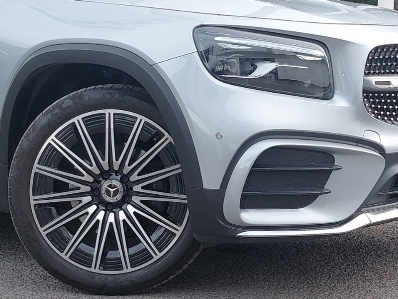 Mercedes-Benz GLB Class Glb 200 Amg Line Executive 7G-tronic White #20