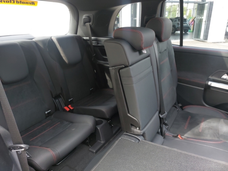 Mercedes-Benz GLB Class Glb 200 Amg Line Executive 7G-tronic White #16
