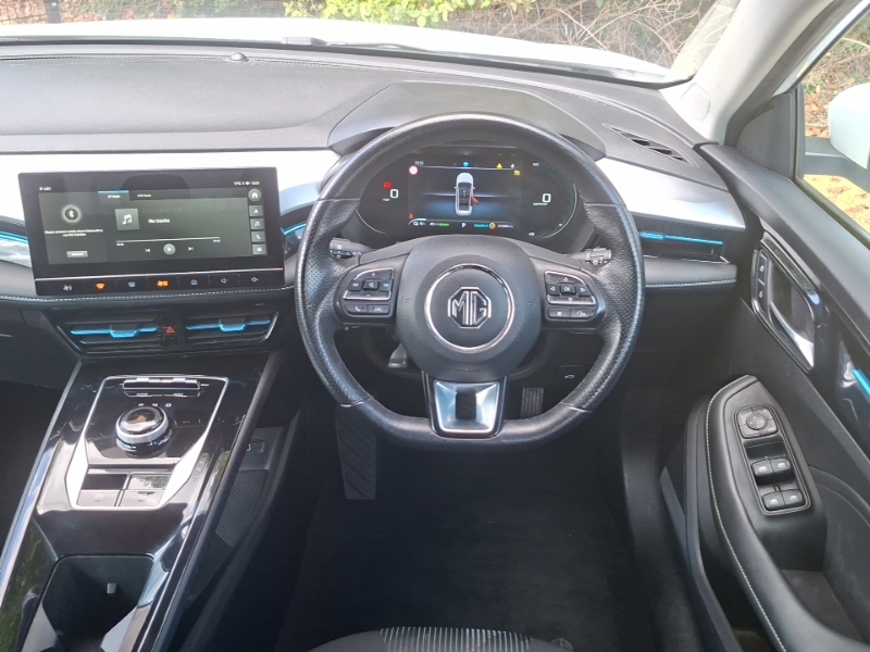 MG MG5 61.1Kwh Trophy Long Range Estate Black #8