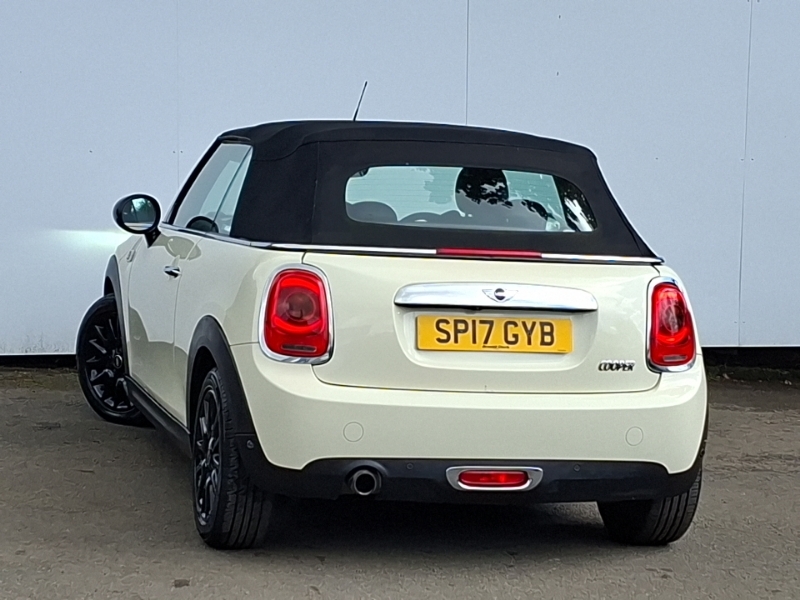 Mini Convertible 1.5 Cooper White #2