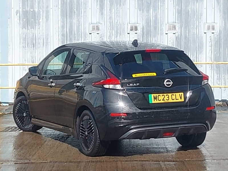 Nissan Leaf 110Kw N-connecta 39Kwh Black #2