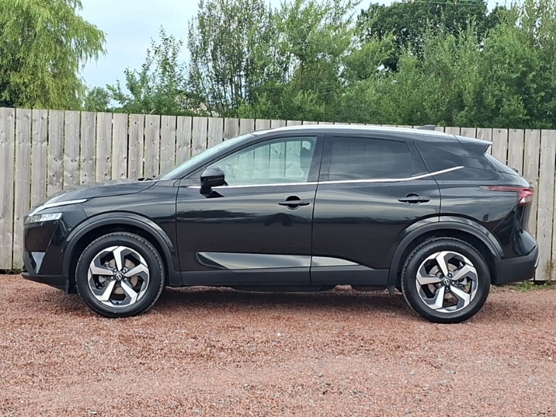 Nissan Qashqai 1.3 Dig-t Mh N-connecta MW23AZO Black #4