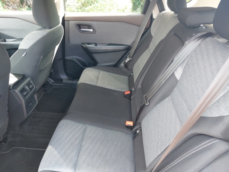 Nissan X-Trail 1.5 E-power 204 Acenta Premium Xtronic Black #6