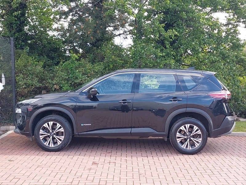 Nissan X-Trail 1.5 E-power 204 Acenta Premium Xtronic Black #4