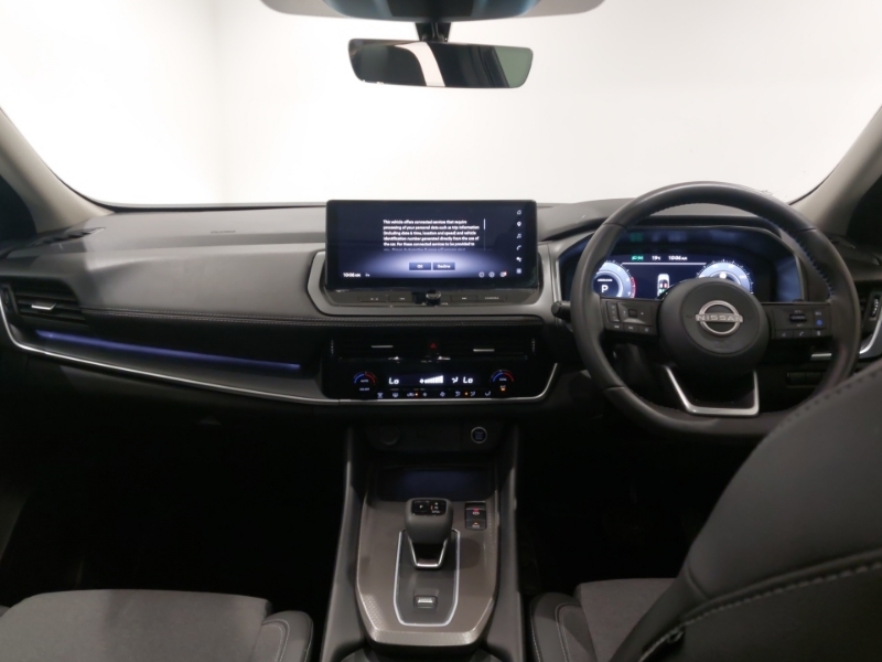 Nissan Qashqai 1.3 Dig-t Mh 158 N-connecta Glass Rf Xtronic Black #3