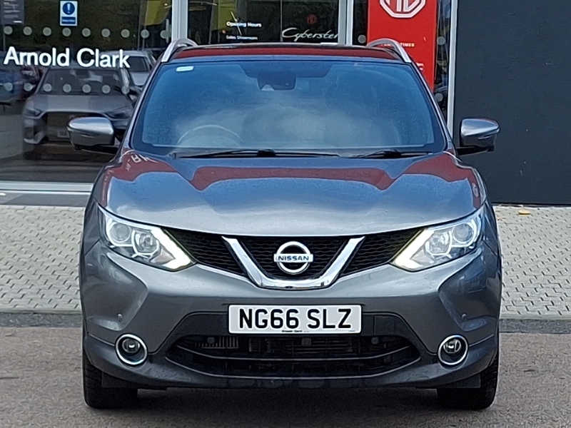 Nissan Qashqai Hatchback Black #14