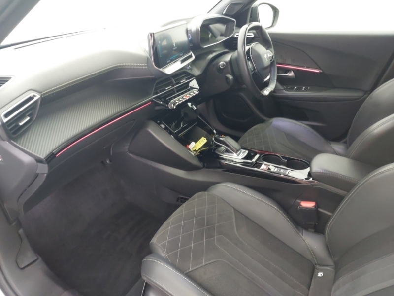 Peugeot e-2008 100Kw Gt Premium 50Kwh White #5