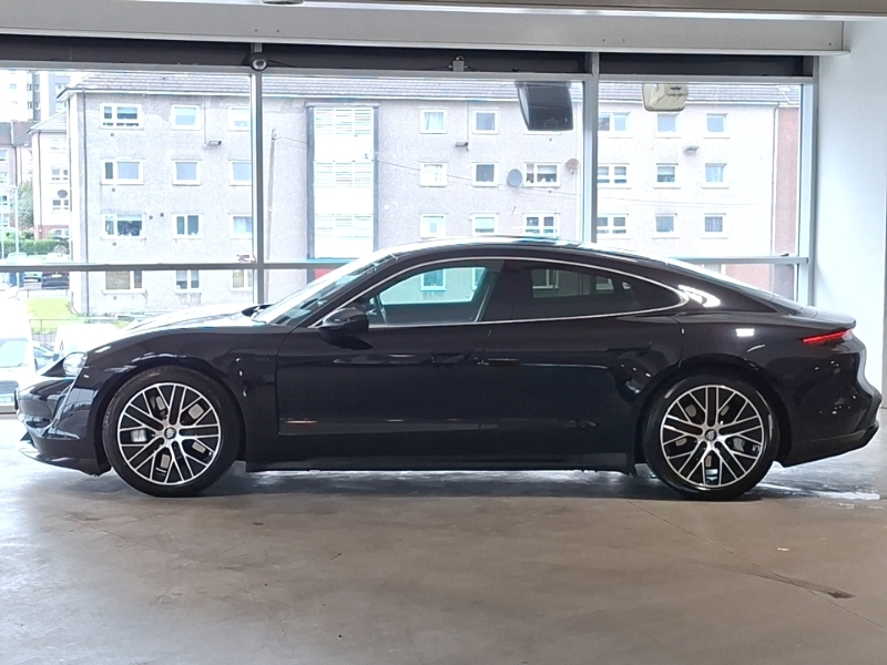 Porsche Taycan 500Kw Turbo 93Kwh Black #4