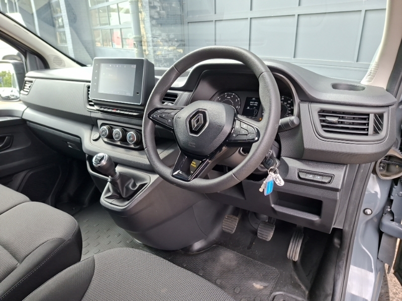 Renault Trafic Sl30 Blue Dci 130 Advance Van Grey #3