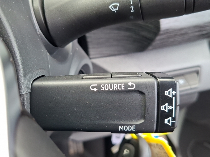 Renault Trafic Sl30 Blue Dci 130 Advance Safety Van White #16