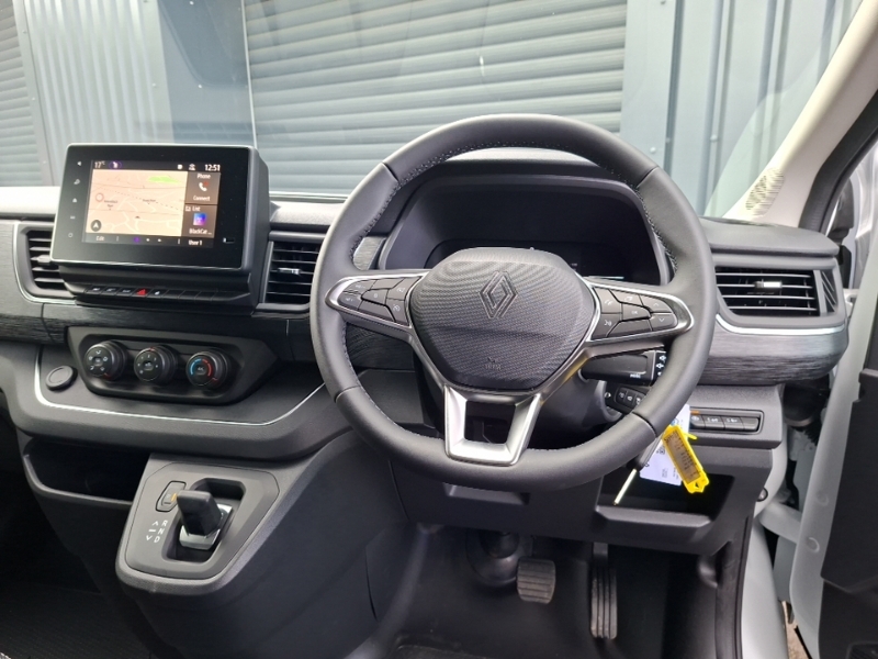 Renault Trafic Sl30 Blue Dci 130 Advance Safety Van White #8