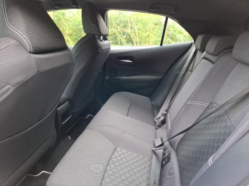Toyota Corolla 1.8 Hybrid Icon Cvt White #6