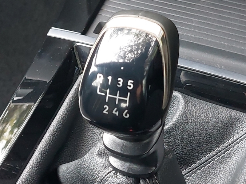 Vauxhall Astra 1.6 Plug-in Hybrid Gse White #15